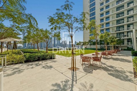Квартира с 1 спальней в EMAAR Beachfront, ОАЭ №193405 20