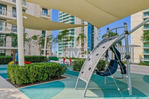 Квартира с 1 спальней в EMAAR Beachfront, ОАЭ №193405 6