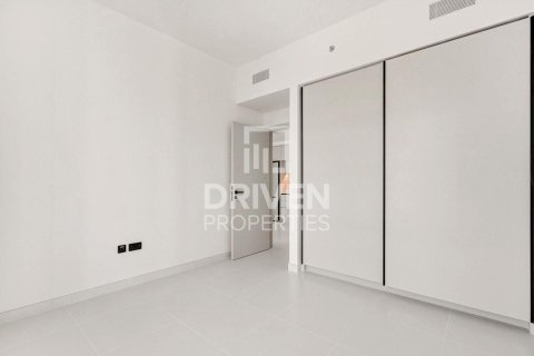 Квартира с 1 спальней в EMAAR Beachfront, ОАЭ №193405 13
