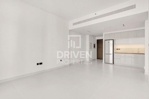 Квартира с 1 спальней в EMAAR Beachfront, ОАЭ №193405 11