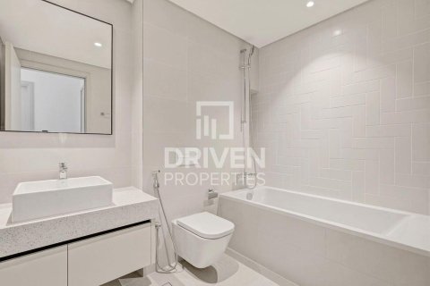Квартира с 1 спальней в EMAAR Beachfront, ОАЭ №193405 18