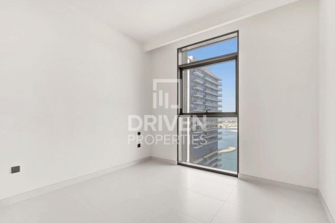 Квартира с 1 спальней в EMAAR Beachfront, ОАЭ №193405 15