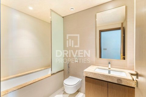 2 غرف نوم شقة في EMAAR Beachfront, الإمارات العربية المتحدة رقم 193409 11