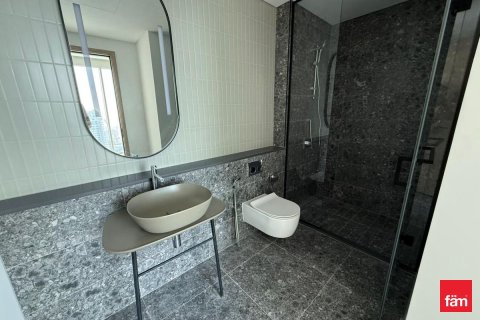 2 bedrooms Apartment in Business Bay, UAE No. 142789 18