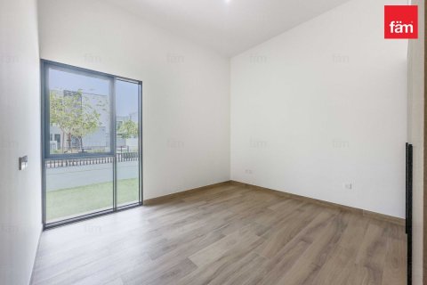 Villa de 4 dormitorios en Al Furjan, UAE No. 99972 16