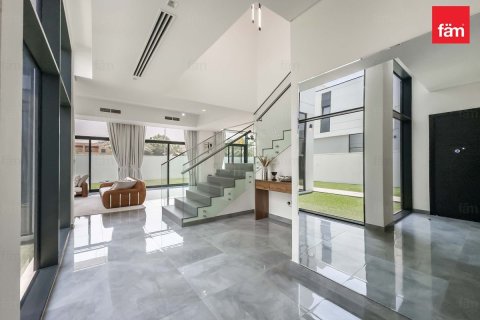 Villa de 4 dormitorios en Al Furjan, UAE No. 99972 6