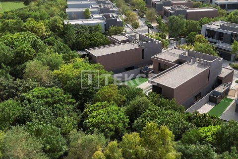 Townhouse de 4 dormitorios en Tilal City, UAE No. 185101 6