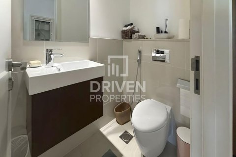 1 bedroom Apartment in BLVD Crescent, UAE No. 137933 12