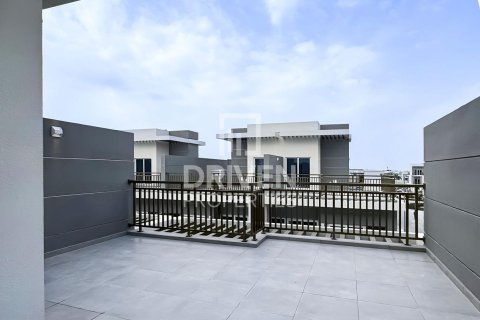 Таунхаус с 3 спальнями в DAMAC Hills (Akoya by DAMAC), ОАЭ №137932 3