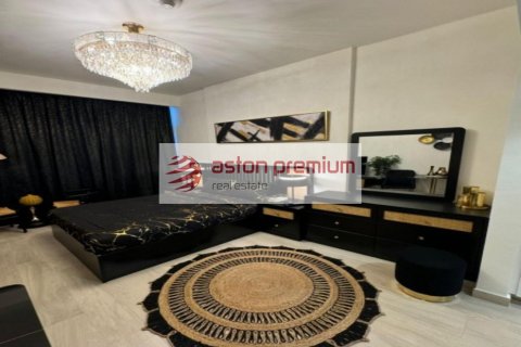32.7m² Apartment in Meydan, UAE No. 101823 1