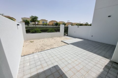 3 bedrooms Townhouse in Villanova, UAE No. 166137 6
