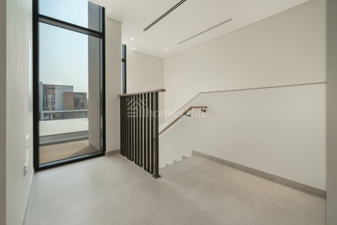 3 bedrooms Townhouse in Mudon, UAE No. 166139 5
