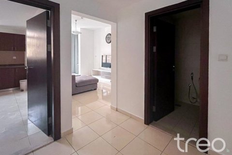 1 bedroom Apartment in Astoria Residence, UAE No. 199065 9