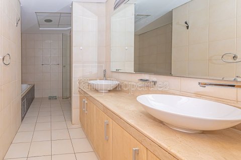 Apartment de 2 dormitorios en Palm Jumeirah, UAE No. 148592 8