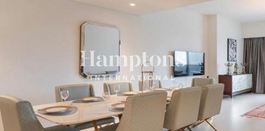 Квартира с 3 спальнями в Даунтаун Дубай (Даунтаун Бурдж Дубай), ОАЭ №145894