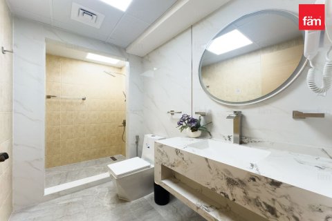 Квартира с 2 спальнями в Бизнес-Бэй, ОАЭ №135883 15