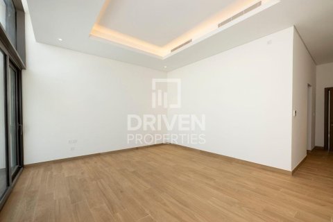 6 bedrooms Villa in District One, UAE No. 192940 23