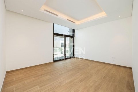 6 bedrooms Villa in District One, UAE No. 192940 22