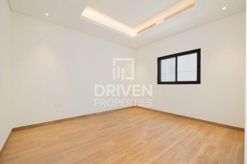 6 bedrooms Villa in District One, UAE No. 192940 18