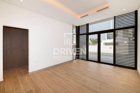 6 bedrooms Villa in District One, UAE No. 192940 8