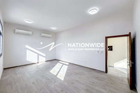 Villa de 5 dormitorios en Abu Dhabi, UAE No. 134409 5
