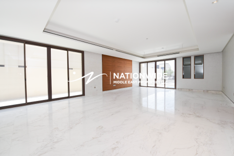 Villa de 5 dormitorios  No. 134411 3