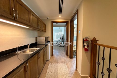 4 غرف نوم فيلا  رقم 129340 22