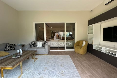 4 غرف نوم فيلا  رقم 129340 10