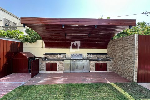 4 غرف نوم فيلا  رقم 129340 15