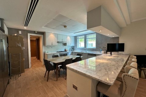 4 غرف نوم فيلا  رقم 129340 5