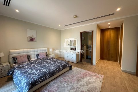 4 غرف نوم فيلا  رقم 129340 25