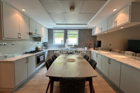 4 غرف نوم فيلا  رقم 129340 14