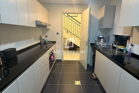 3 غرف نوم فيلا  رقم 129345 6