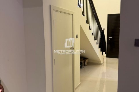 3 غرف نوم فيلا  رقم 129345 7