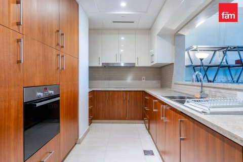 Appartement de 3 chambres à The Hills, UAE No. 205157 8