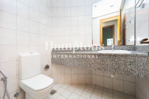 Apartment de 2 dormitorios en Discovery Gardens, UAE No. 142911 8