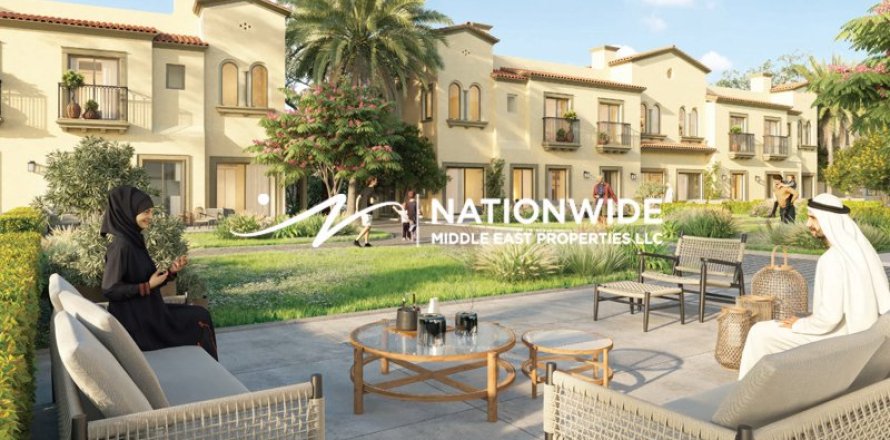 3 bedrooms Townhouse in Abu Dhabi, UAE No. 142914