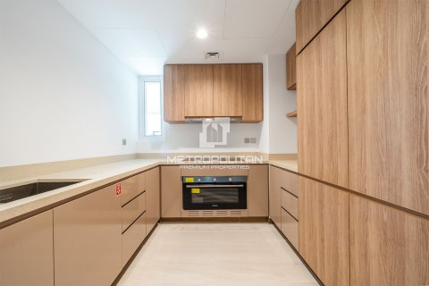 Квартира с 3 спальнями №129248 27