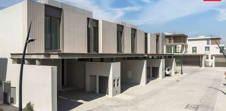 Таунхаус с 3 спальнями в Дубай, ОАЭ №137440