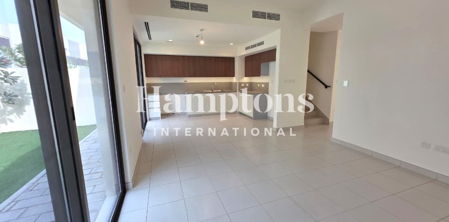 Villa de 4 chambres à Dubai South (Dubai World Central), UAE No. 140927