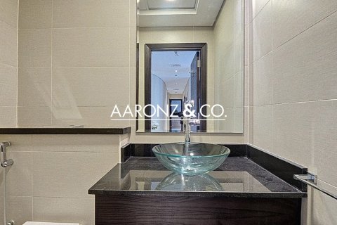 2 bedrooms Apartment in Cayan Tower, UAE No. 144920 19