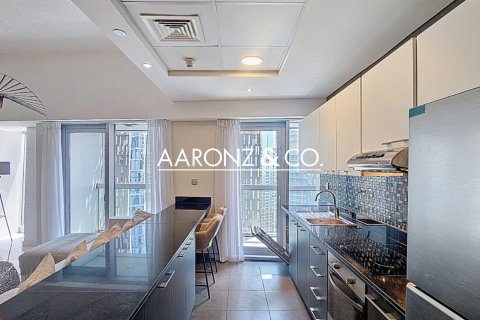 2 bedrooms Apartment in Cayan Tower, UAE No. 144920 14