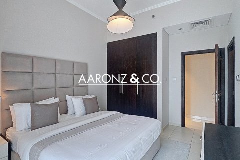 2 bedrooms Apartment in Cayan Tower, UAE No. 144920 9