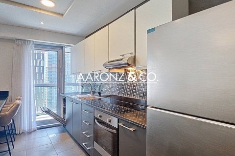 2 bedrooms Apartment in Cayan Tower, UAE No. 144920 18