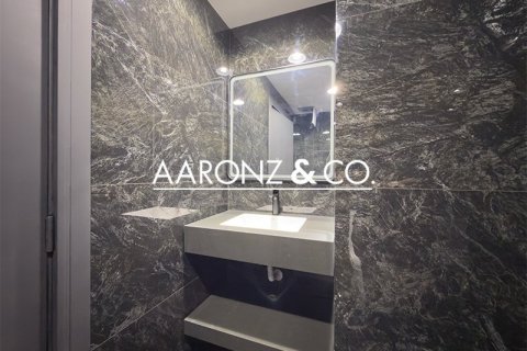 87مربع، مكتب في أبراج بحيرة جميرا, الإمارات العربية المتحدة رقم 144918 12