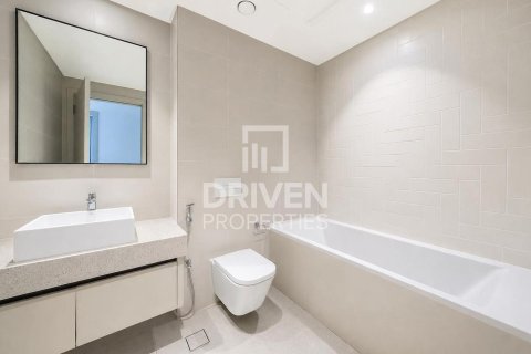 1 bedroom Apartment in EMAAR Beachfront, UAE No. 201848 3