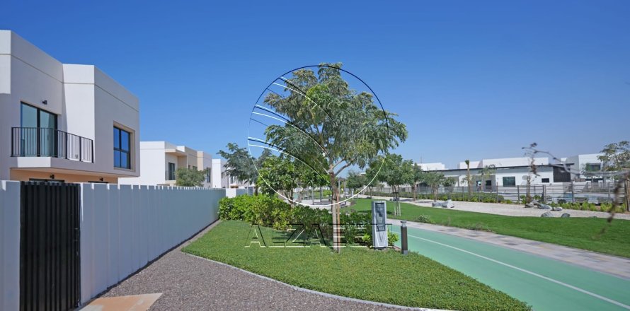 4 bedrooms Villa on the Yas Island, UAE No. 168000
