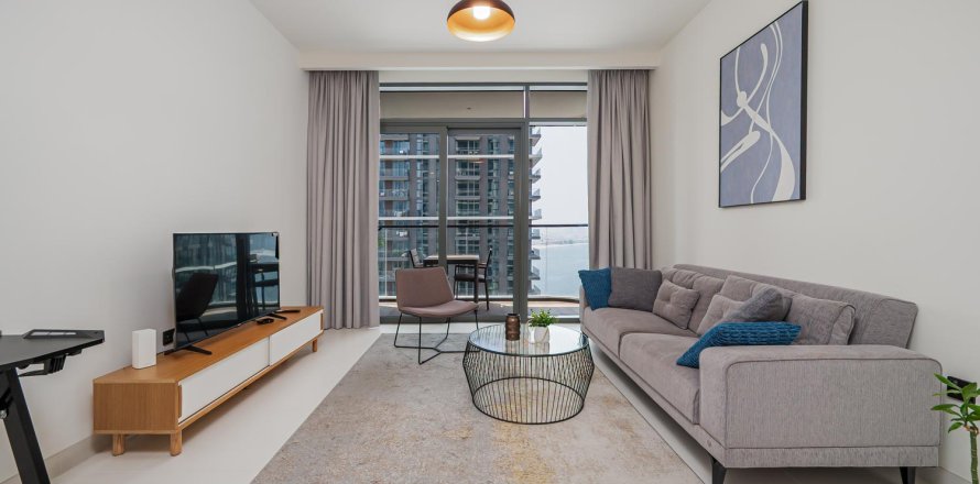 Apartment de 1 dormitorio en EMAAR Beachfront, UAE No. 202369