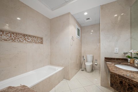Villa de 4 dormitorios en Al Barsha, UAE No. 202365 7