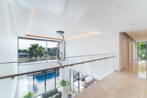 Вилла с 6 спальнями в Дубай, ОАЭ №147076 9